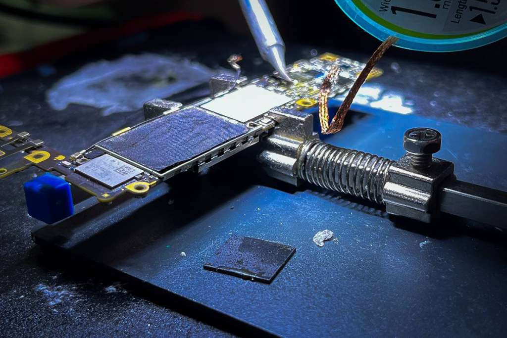 Motherboard (PCB) - Our Services - Today Fix