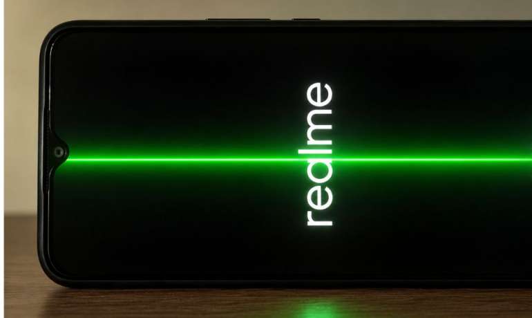 Green Line on Realme Phone Screen